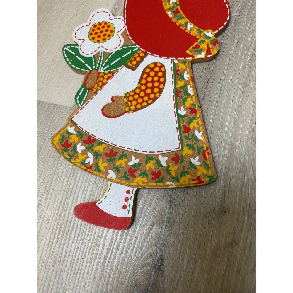 Vintage 70s Holly Hobbie Hallmark Wooden Wall Plaque Red Bonnet Girl Grannycore